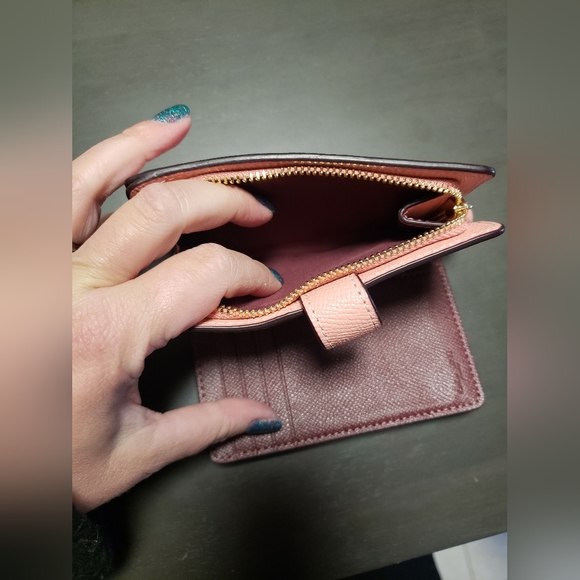 Coach Wallet - Picture 4 of 4